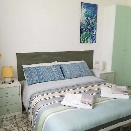 Domo Sul Porto Nocleg ze śniadaniem Stintino
