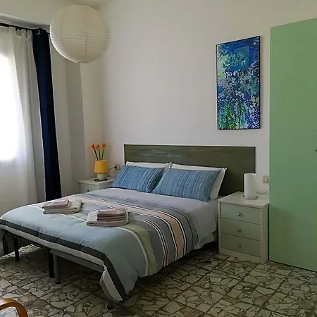 Domo Sul Porto Bed & Breakfast 3*