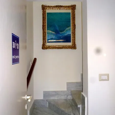 Domo Sul Porto 3*