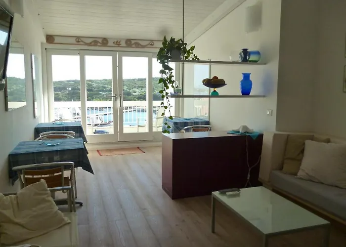 Domo Sul Porto 3* Стинтино