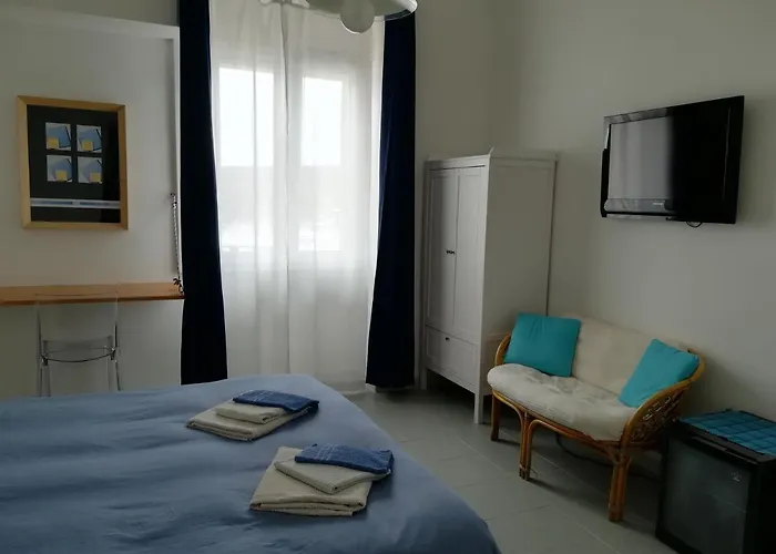 Domo Sul Porto Стинтино